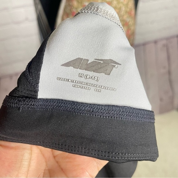 Bundle- Avia Sport Bra and Champion Active Leggins - Picture 9 of 10